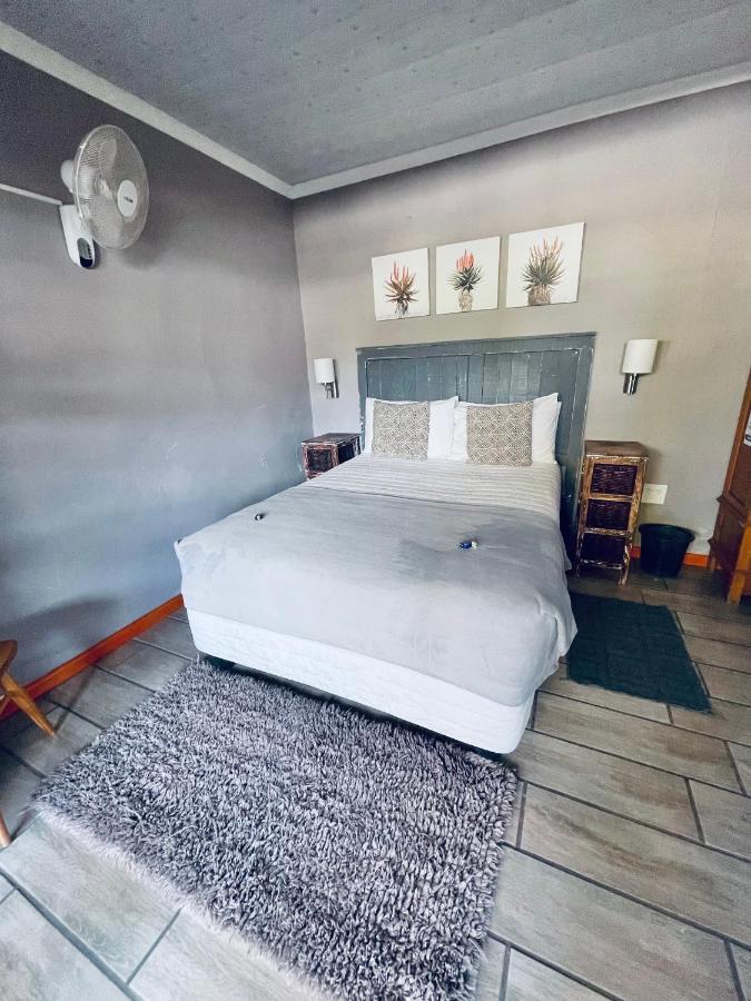 Madeira Bed Hotel ควีนส์ทาวน์ ภายนอก รูปภาพ
